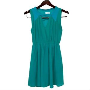 Tobi Keyhole Blue Sleeveless Flowy Mini Dress S